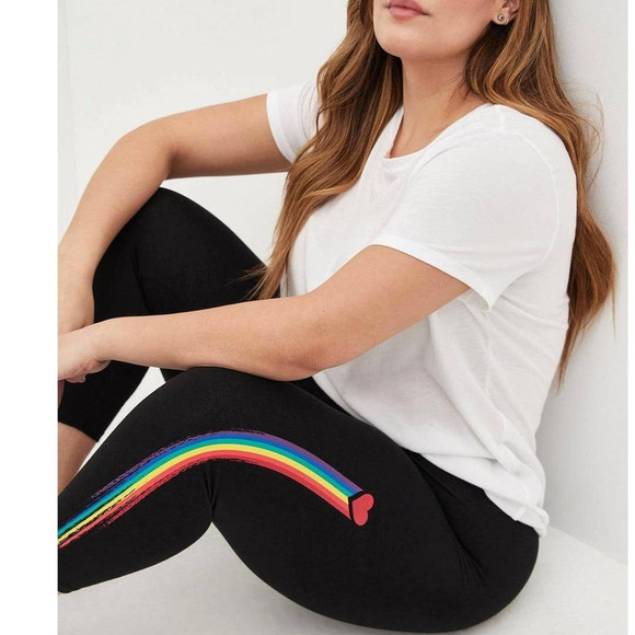 Torrid 4 (4x 26) Rainbow Pride Heart Tattoo Love Black Premium Crop Leggings New - Picture 4 of 5